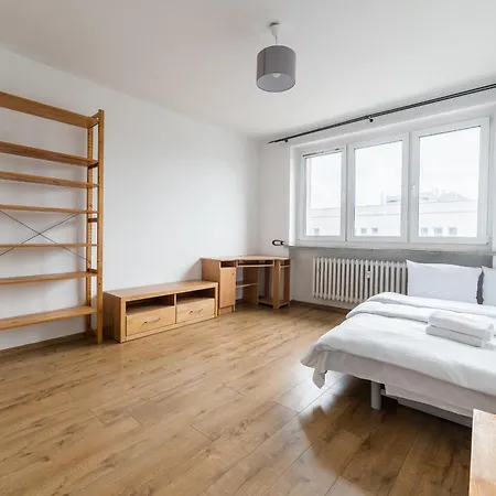 Glogowska Comfort By Bookinghost Apartamento *